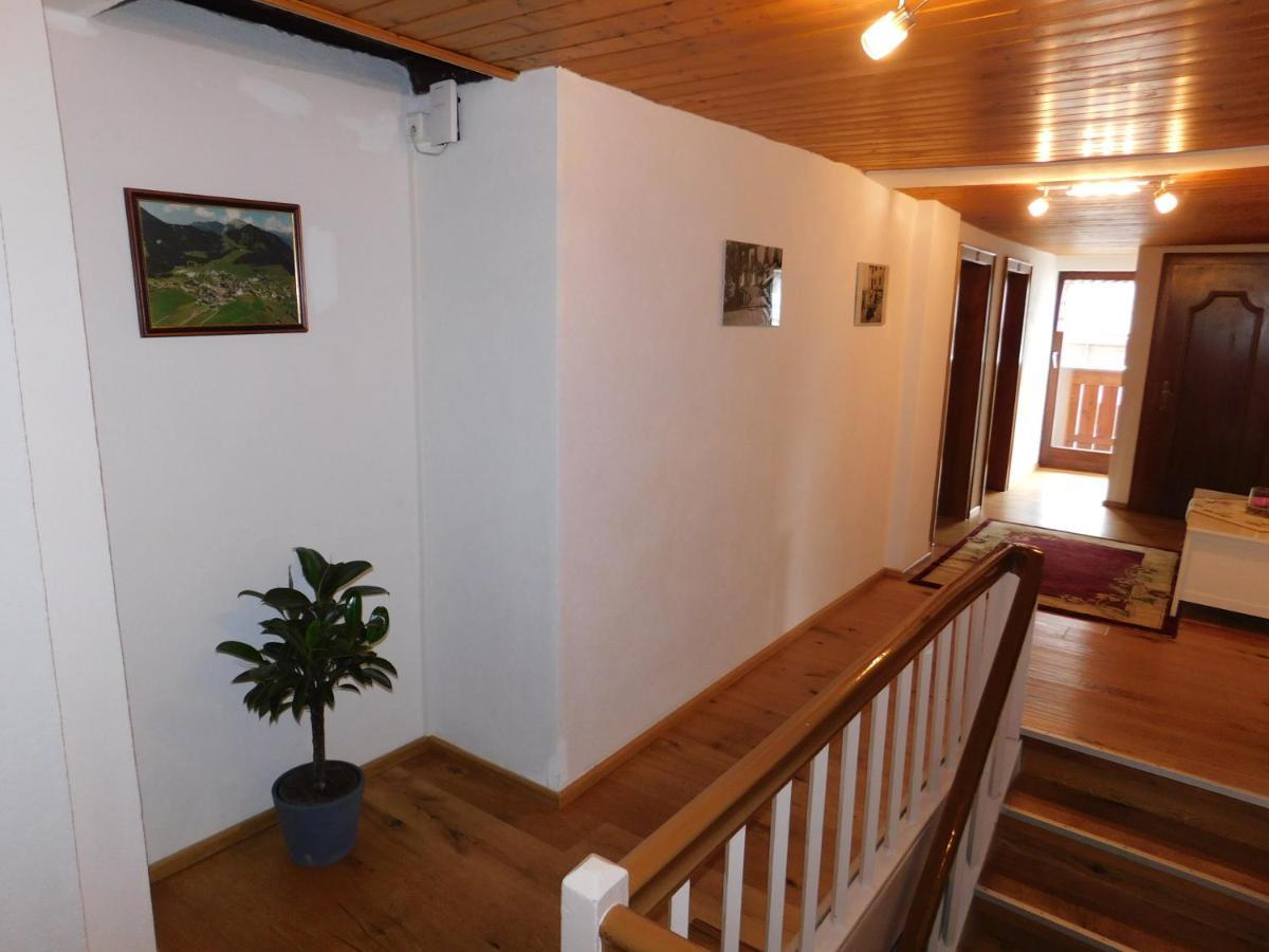 Gaestehaus Zugspitzblick Berwang Extérieur photo